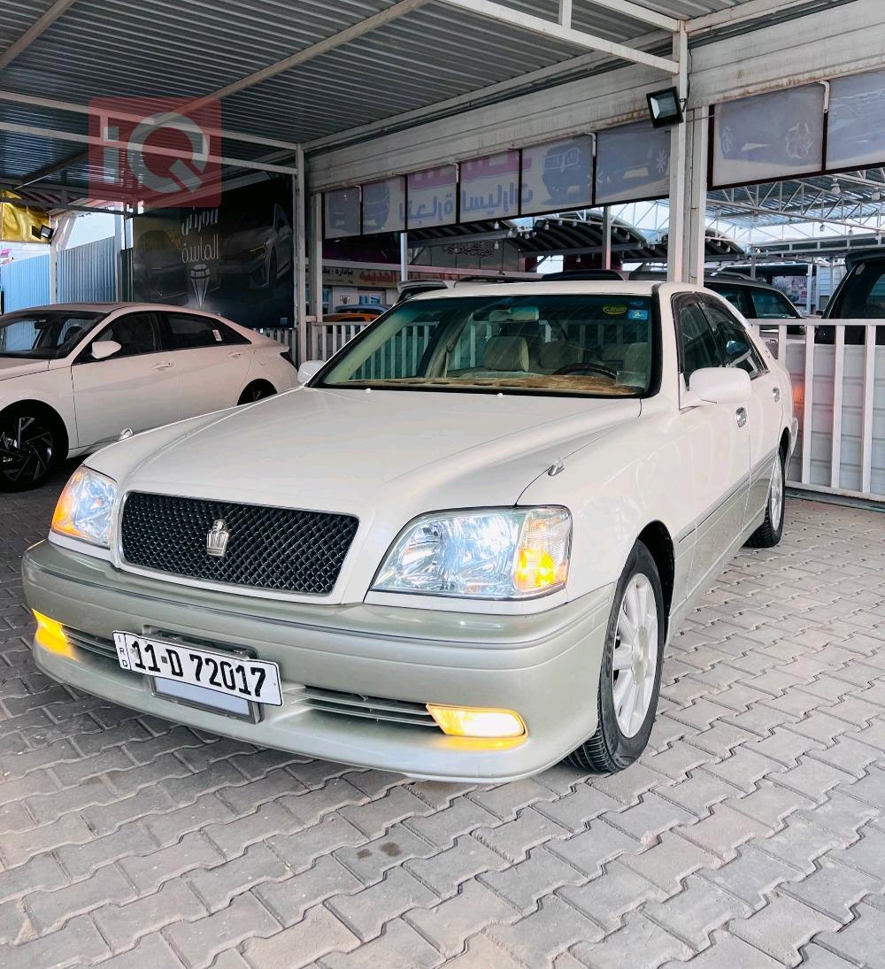 تويوتا كراون